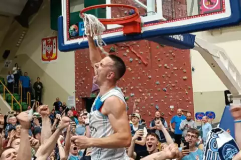 Noteć z awansem do I ligi!